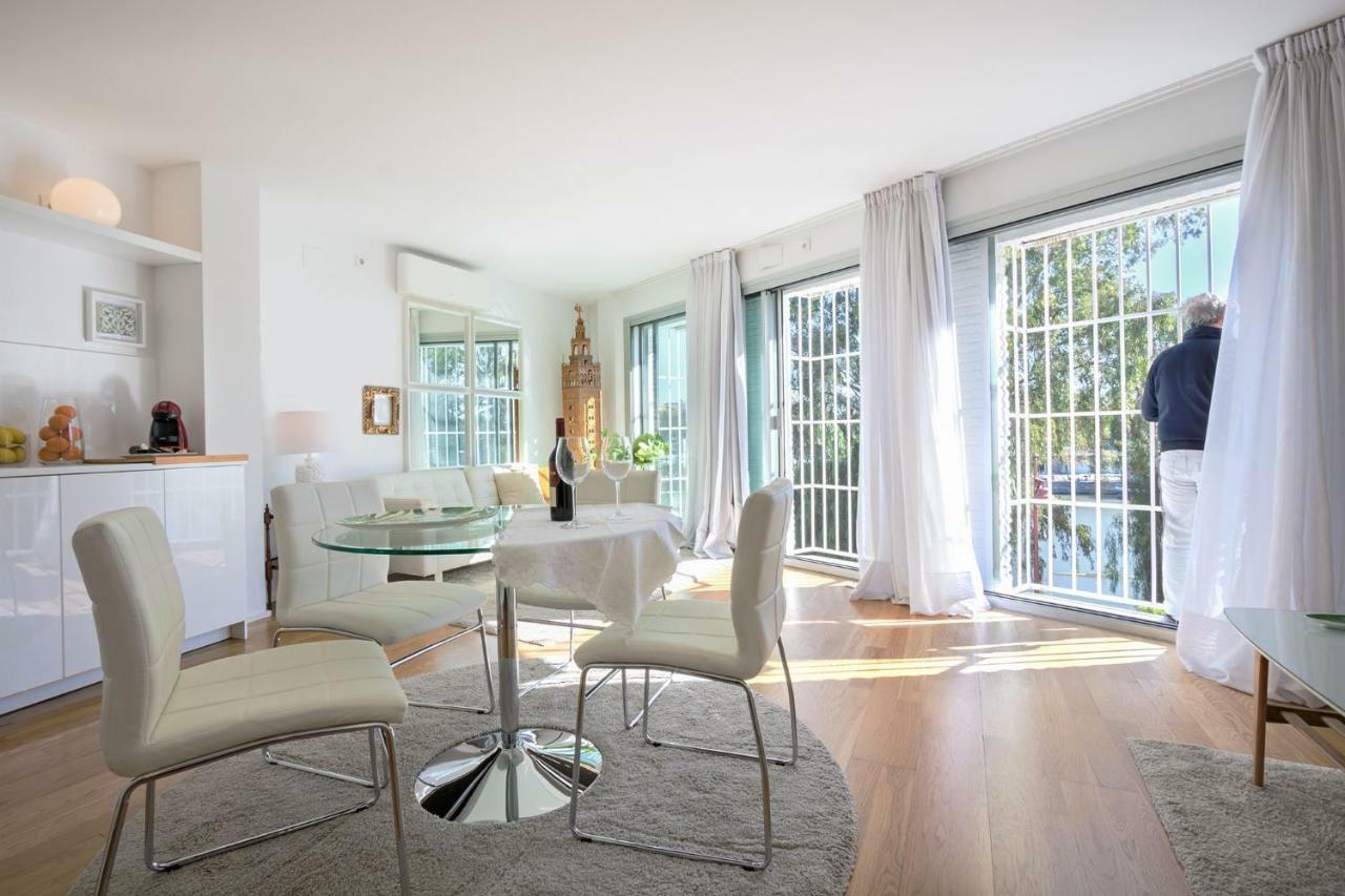 Betis Deluxe Riverside Sevilla Exteriér fotografie